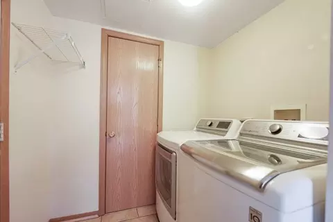 Other - 900 Symphony Dr, Aurora, IL 60504 photo 4 of 8
