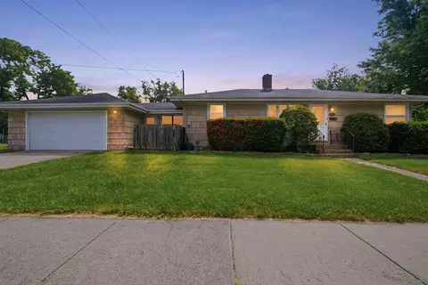 18001 Gladville Ave, Homewood, IL 60430