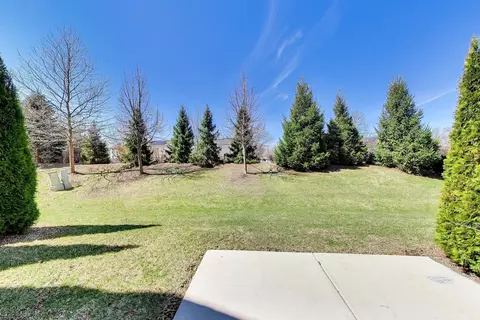 Exterior - 4152 Calder Ln, Aurora, IL 60504 photo 3 of 4