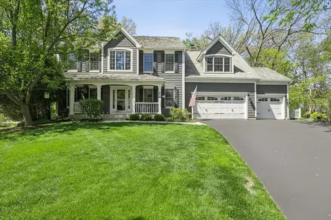 676 Framingham Ct, Gurnee, IL 60031
