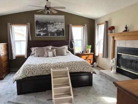 Bedroom - 2409 Chestnut Ln, Morris, IL 60450 photo 2 of 5