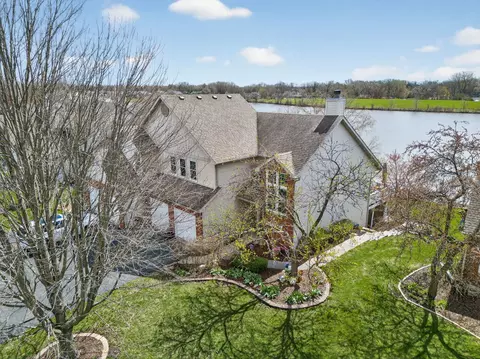 3434 Lake Shore Dr, Joliet, IL 60431