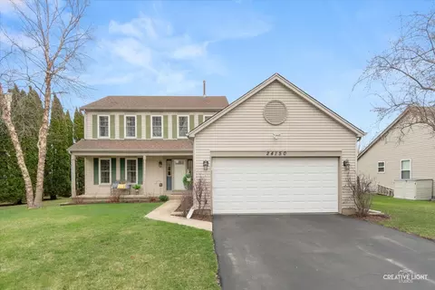 Exterior - 24150 Golden Sunset Dr, Plainfield, IL 60585 photo 2 of 6
