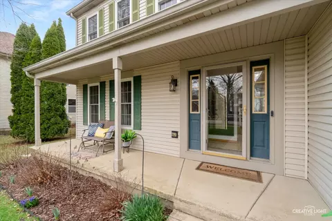 Exterior - 24150 Golden Sunset Dr, Plainfield, IL 60585 photo 3 of 6