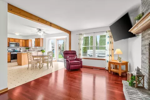 Living - 24150 Golden Sunset Dr, Plainfield, IL 60585 photo 1 of 4