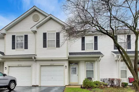 1267 Arapaho Ct, Naperville, IL 60540