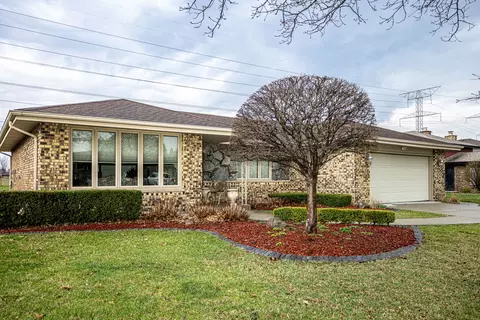 7525 Halesia Ct, Orland Park, IL 60462