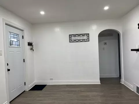 Entry Way - 93 E 151st St, Harvey, IL 60426 photo 1 of 2