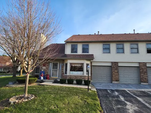 9249 Cliffside Ln, Orland Park, IL 60462