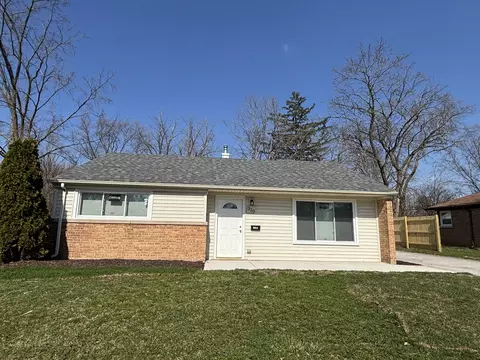 320 Minocqua St, Park Forest, IL 60466