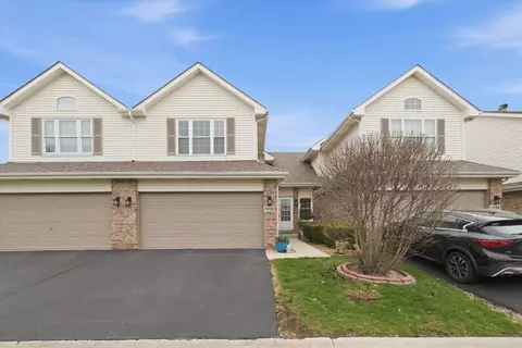 11138 Aquinas Ct, Orland Park, IL 60467