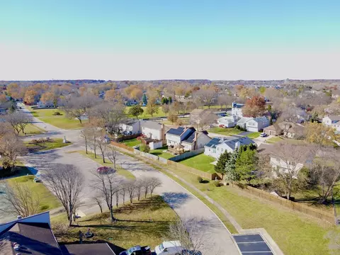 747 Cove Ct, Bartlett, IL 60103 photo 20