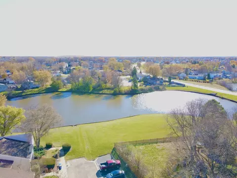 747 Cove Ct, Bartlett, IL 60103 photo 19