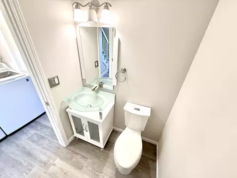 747 Cove Ct, Bartlett, IL 60103 photo 5
