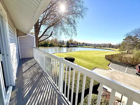 747 Cove Ct, Bartlett, IL 60103 photo 11
