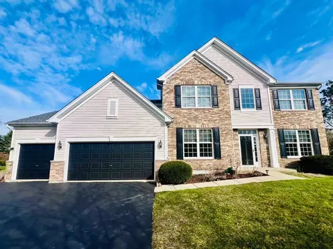 5 Player Ct, Bolingbrook, IL 60490