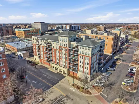View/Area - 656 Pearson St #203, Des Plaines, IL 60016 photo 1 of 3
