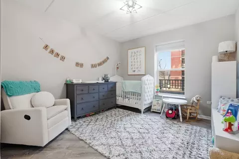 Bedroom - 656 Pearson St #203, Des Plaines, IL 60016 photo 1 of 4