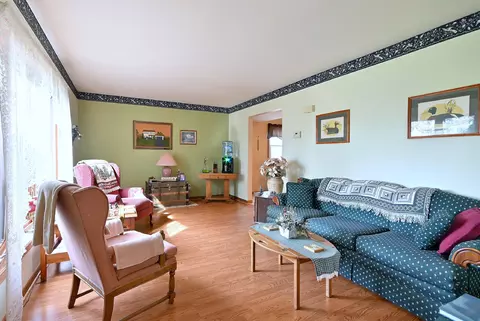 Living - 37 W208 Olwin Dr, Elgin, IL 60124 photo 1 of 5
