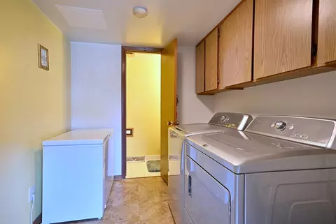 Other - 37 W208 Olwin Dr, Elgin, IL 60124 photo 2 of 8