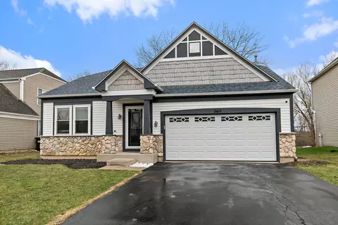 2611 Stanton Cir, Lake In The Hills, IL 60156