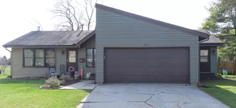 1911 Ash Ct, Aurora, IL 60506