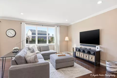 Living - 3201 Christopher Ct, Johnsburg, IL 60051 photo 2 of 2