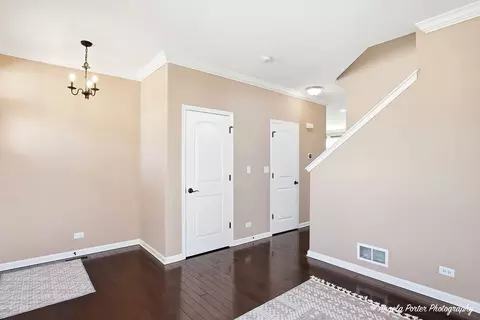 Entry Way - 3201 Christopher Ct, Johnsburg, IL 60051 photo 2 of 3