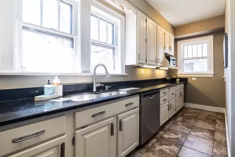 Kitchen - 489 Division St, Elgin, IL 60120 photo 2 of 3