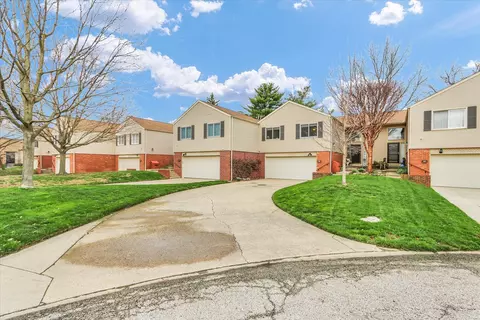 Exterior - 29 Fields East Dr #0, Champaign, IL 61822 photo 3 of 15
