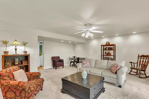 Living - 29 Fields East Dr #0, Champaign, IL 61822 photo 4 of 4