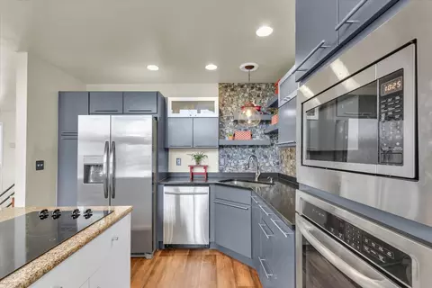 Kitchen - 29 Fields East Dr #0, Champaign, IL 61822 photo 5 of 5