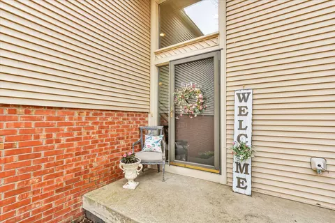 Exterior - 29 Fields East Dr #0, Champaign, IL 61822 photo 6 of 15