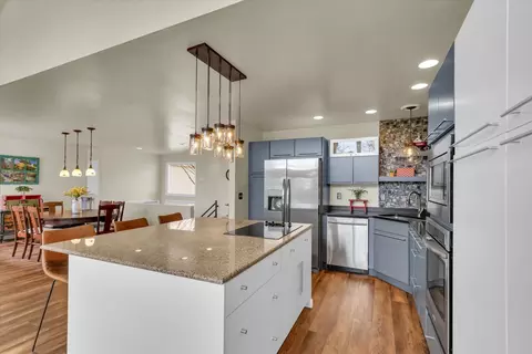 Kitchen - 29 Fields East Dr #0, Champaign, IL 61822 photo 4 of 5