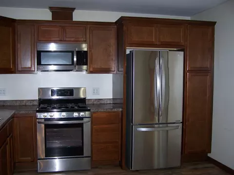 Kitchen - 1709 Rogers Ave, Mchenry, IL 60050 photo 2 of 2