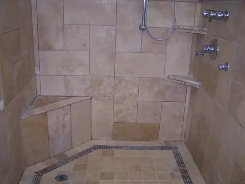 Bath - 1709 Rogers Ave, Mchenry, IL 60050 photo 2 of 5