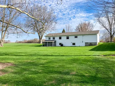 506 Maple Ave, Morrison, IL 61270 photo 48
