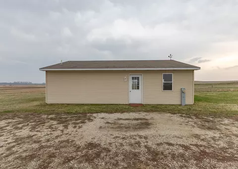 22308 N 2120th Ave, Atkinson, IL 61235