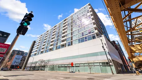 630 N Franklin St #812, Chicago, IL 60654