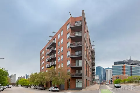 859 W Erie St #501, Chicago, IL 60642