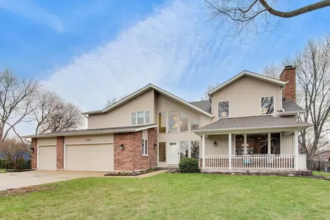 1604 Pleasant Ct, Libertyville, IL 60048