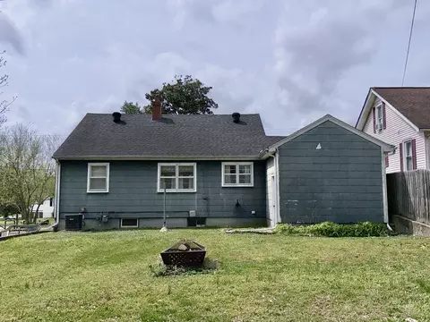 Exterior - 307 E 8th St, Metropolis, IL 62960 photo 2 of 2