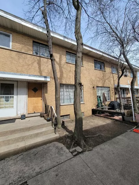 2554 Rose St, Franklin Park, IL 60131