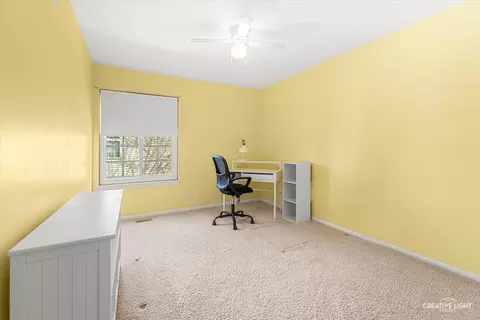 Bedroom - 464 Topaz Ln, Bartlett, IL 60103 photo 3 of 4