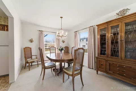 Dining - 1575 Lin Lor Ln, Elgin, IL 60123 photo 1 of 2