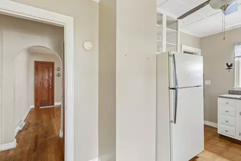 Entry Way - 2202 46th St, Moline, IL 61265 photo 2 of 3