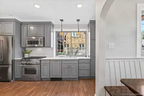 Kitchen - 9955 S Hamilton Ave, Chicago, IL 60643 photo 1 of 3