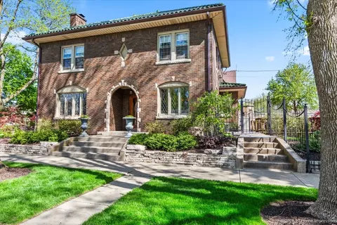 9955 S Hamilton Ave, Chicago, IL 60643