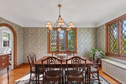 Dining - 9955 S Hamilton Ave, Chicago, IL 60643 photo 1 of 1