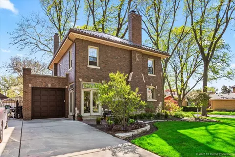 Exterior - 9955 S Hamilton Ave, Chicago, IL 60643 photo 3 of 8